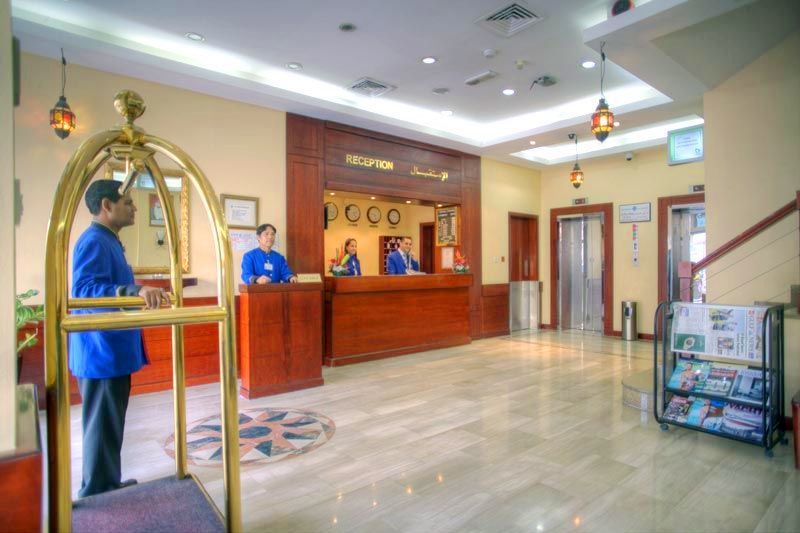 Al Diar Mina Hotel Абу-Дабі Екстер'єр фото